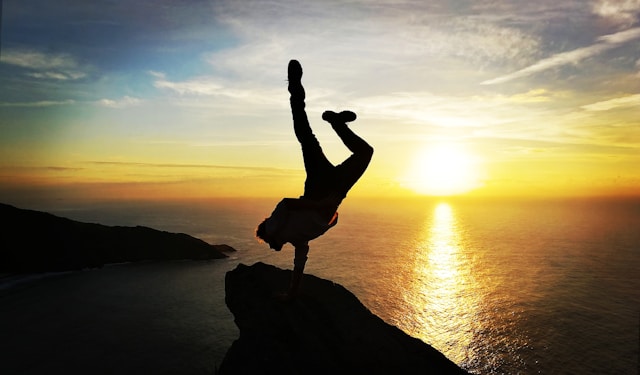 Pokret kroz elemente